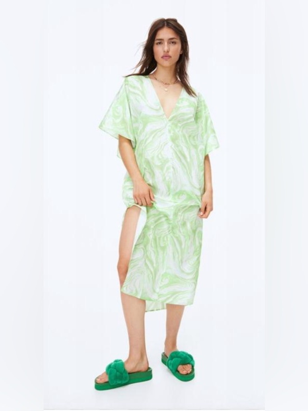 H & M Green Marble Print V-Neck Maxi Dress size Medium